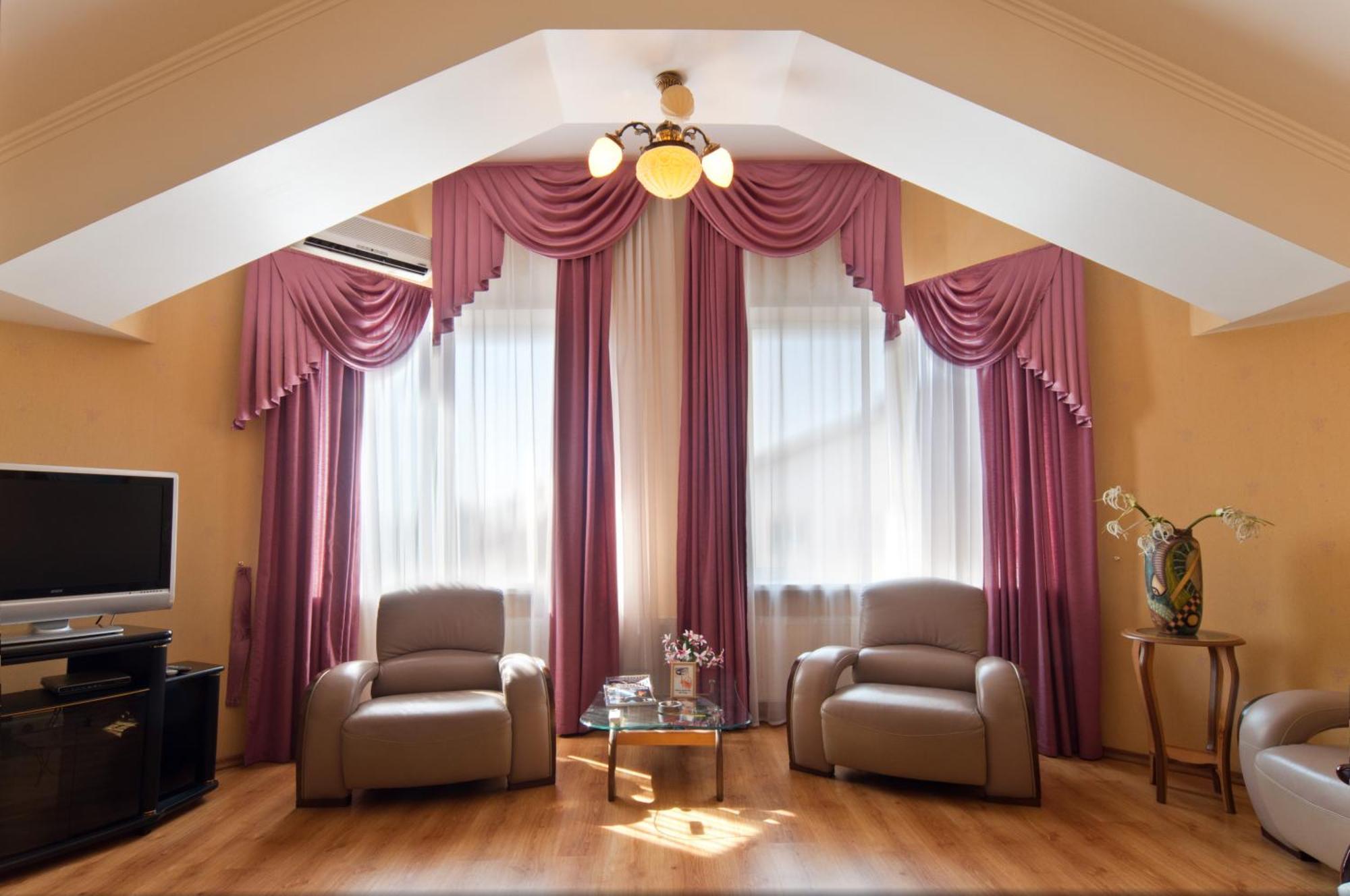 Prague Hotel Zaporizhia Bagian luar foto